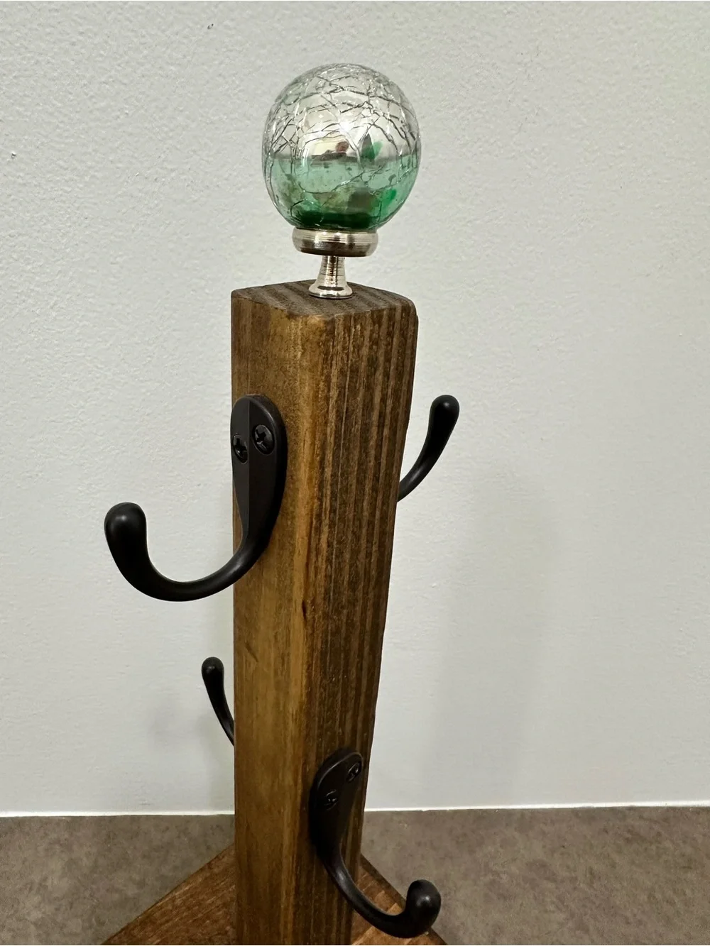 Handcrafted Rustic Wooden Coffee Mug Stand Hook Rack Green Crackled Glass Accent